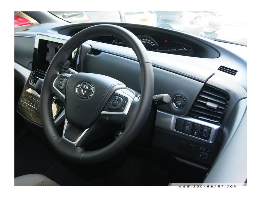 https://i.i-sgcm.com/new_cars/cars/11940/11940_g33