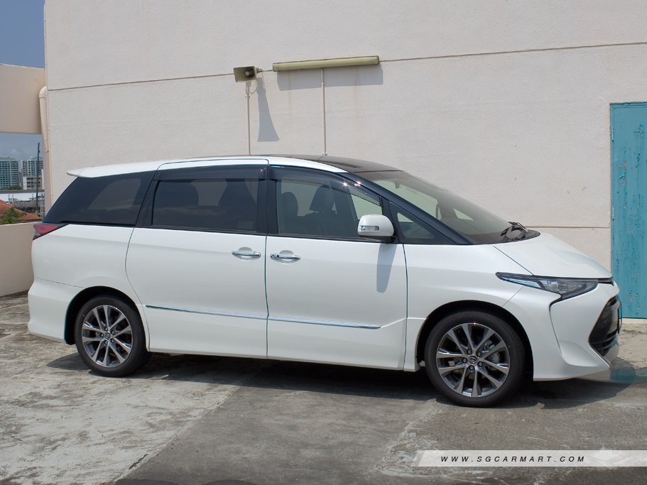 https://i.i-sgcm.com/new_cars/cars/11940/11940_g3