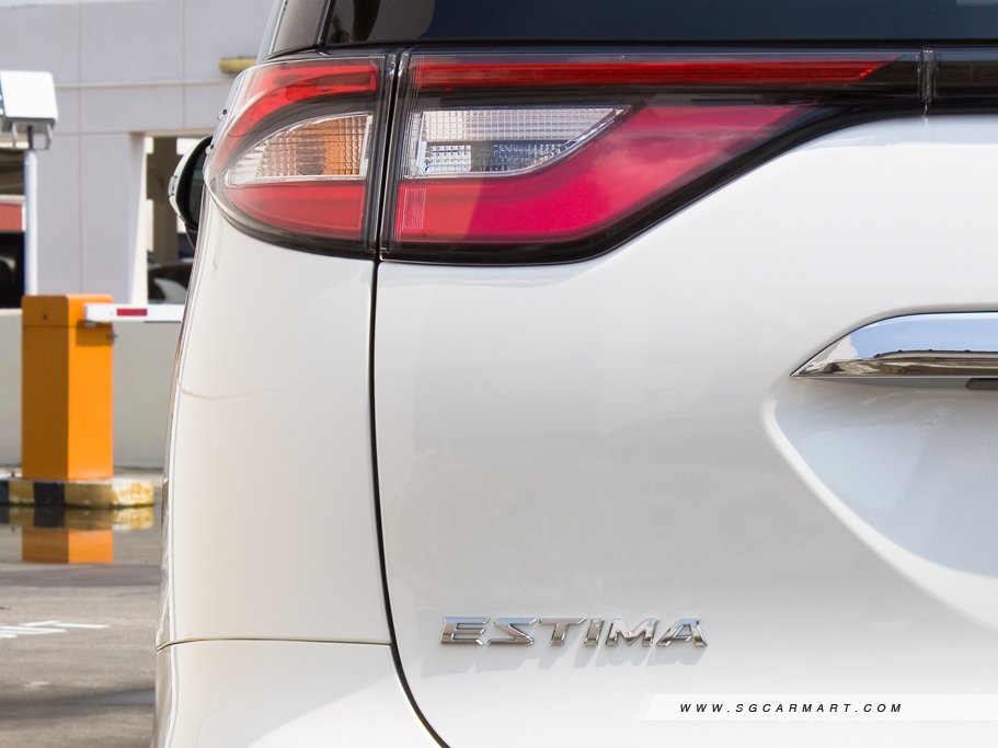 https://i.i-sgcm.com/new_cars/cars/11940/11940_g9