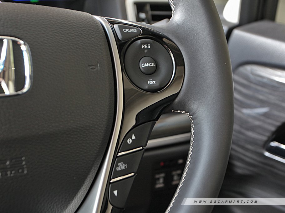 https://i.i-sgcm.com/new_cars/cars/11941/11941_g13