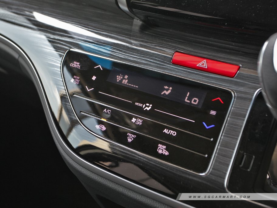 https://i.i-sgcm.com/new_cars/cars/11941/11941_g16