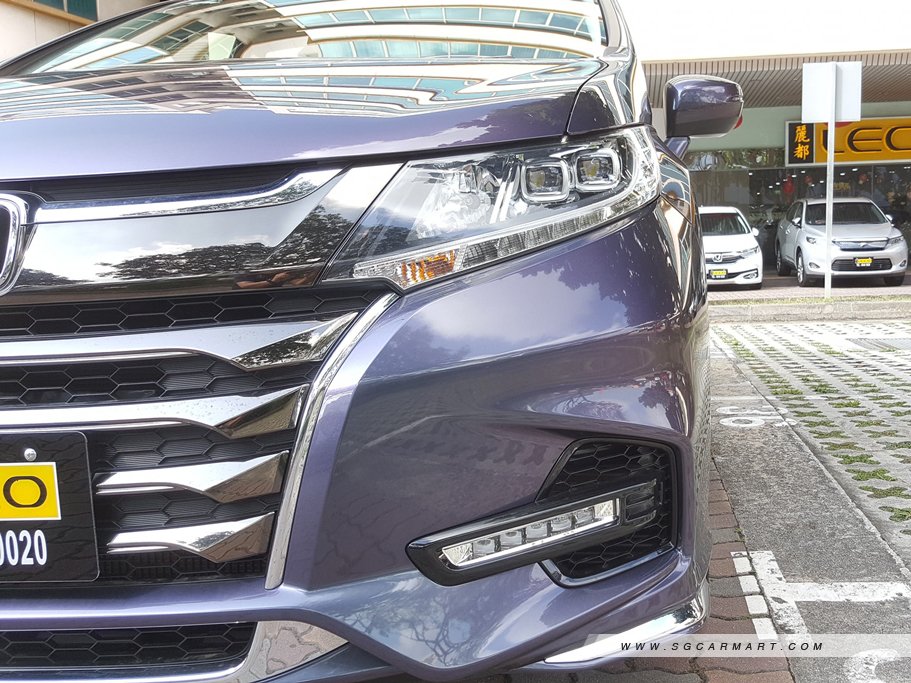 https://i.i-sgcm.com/new_cars/cars/11941/11941_g25