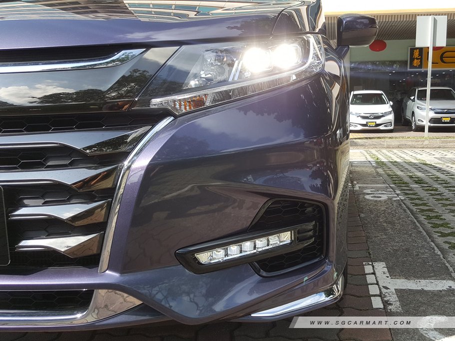 https://i.i-sgcm.com/new_cars/cars/11941/11941_g26