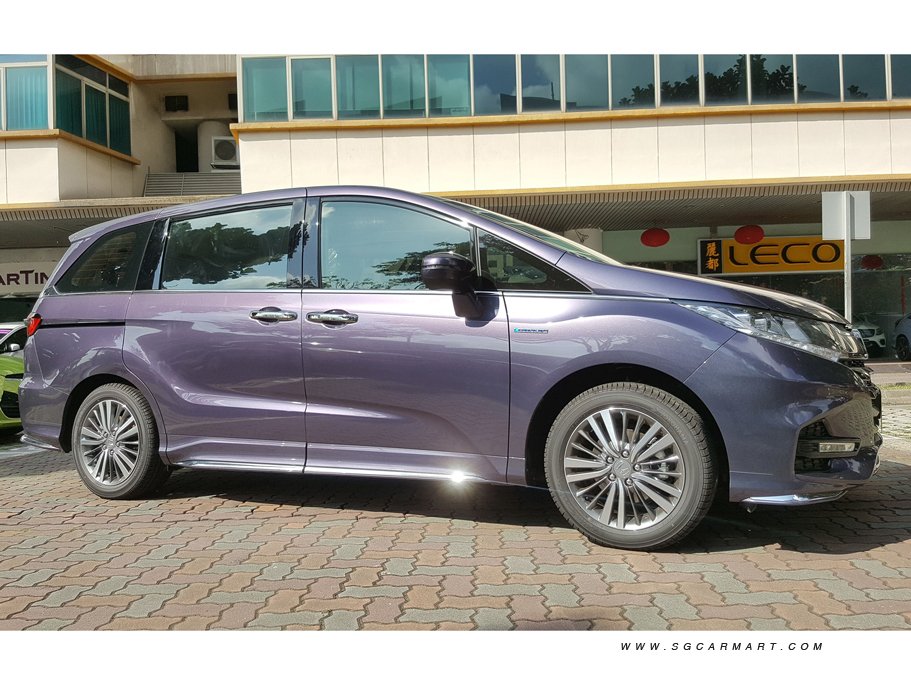 https://i.i-sgcm.com/new_cars/cars/11941/11941_g27