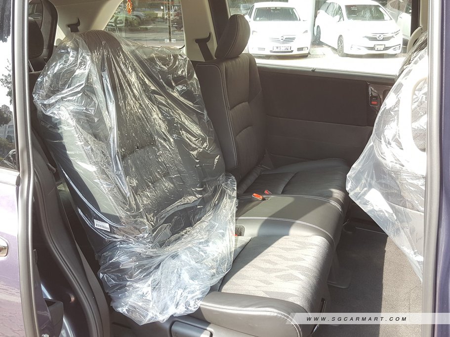 https://i.i-sgcm.com/new_cars/cars/11941/11941_g34
