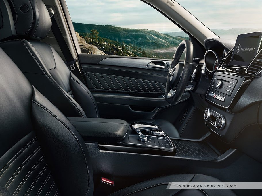 https://i.i-sgcm.com/new_cars/cars/11942/11942_g7