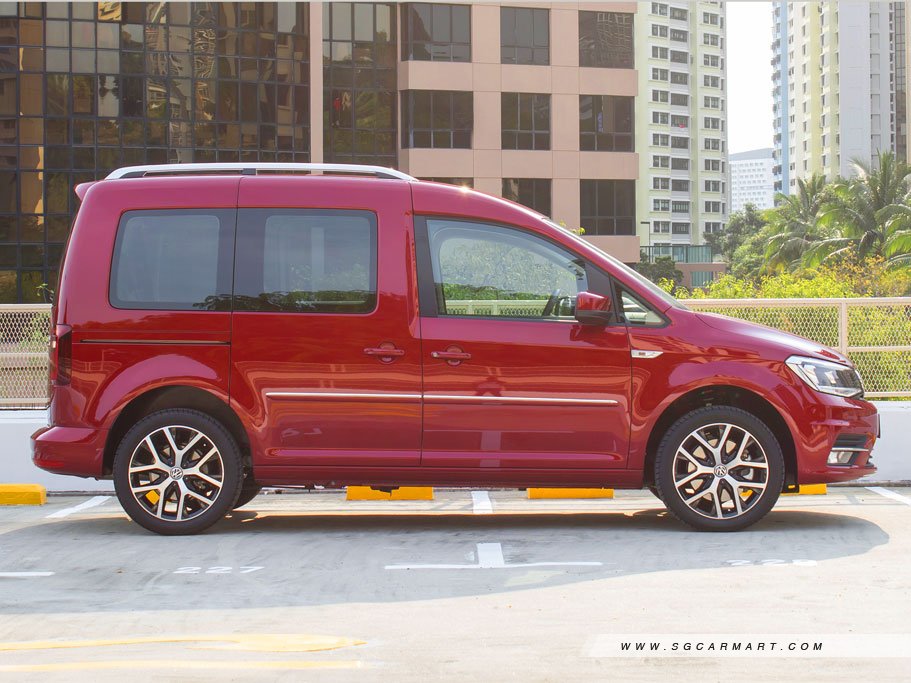 https://i.i-sgcm.com/new_cars/cars/11943/11943_g20