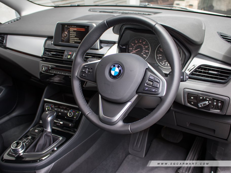 https://i.i-sgcm.com/new_cars/cars/11944/11944_g10
