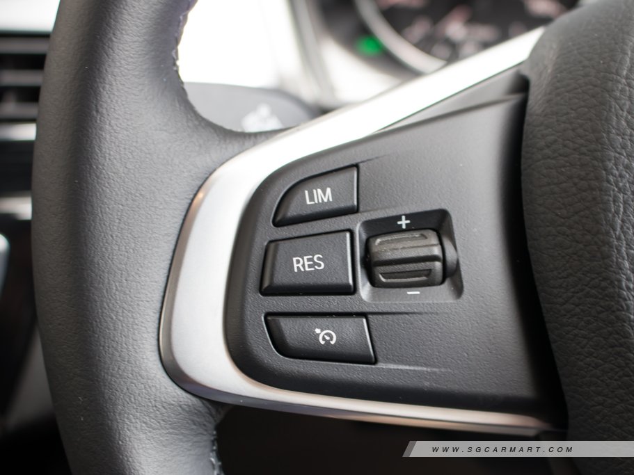 https://i.i-sgcm.com/new_cars/cars/11944/11944_g12