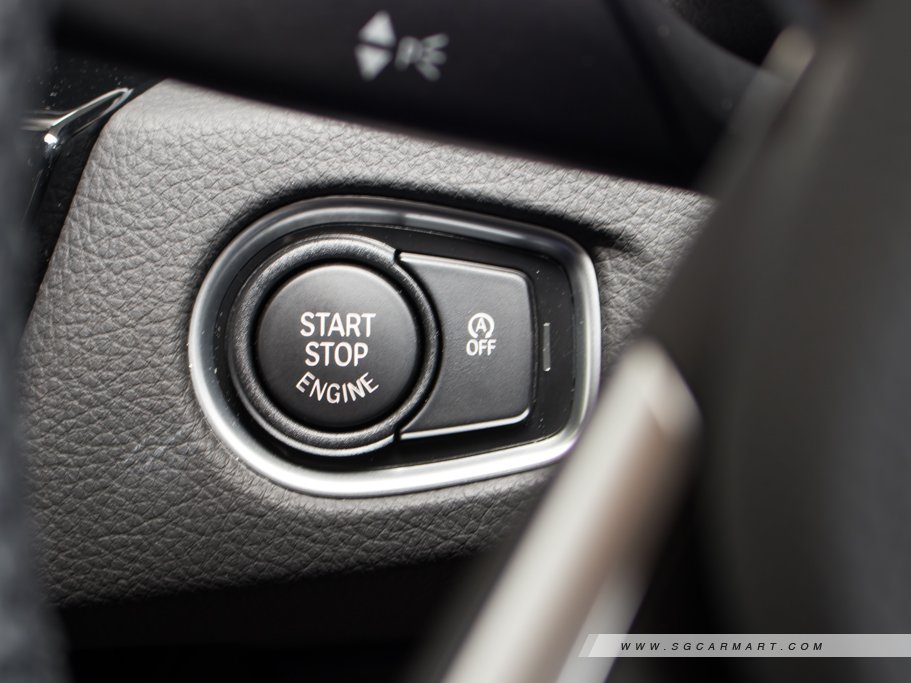 https://i.i-sgcm.com/new_cars/cars/11944/11944_g15