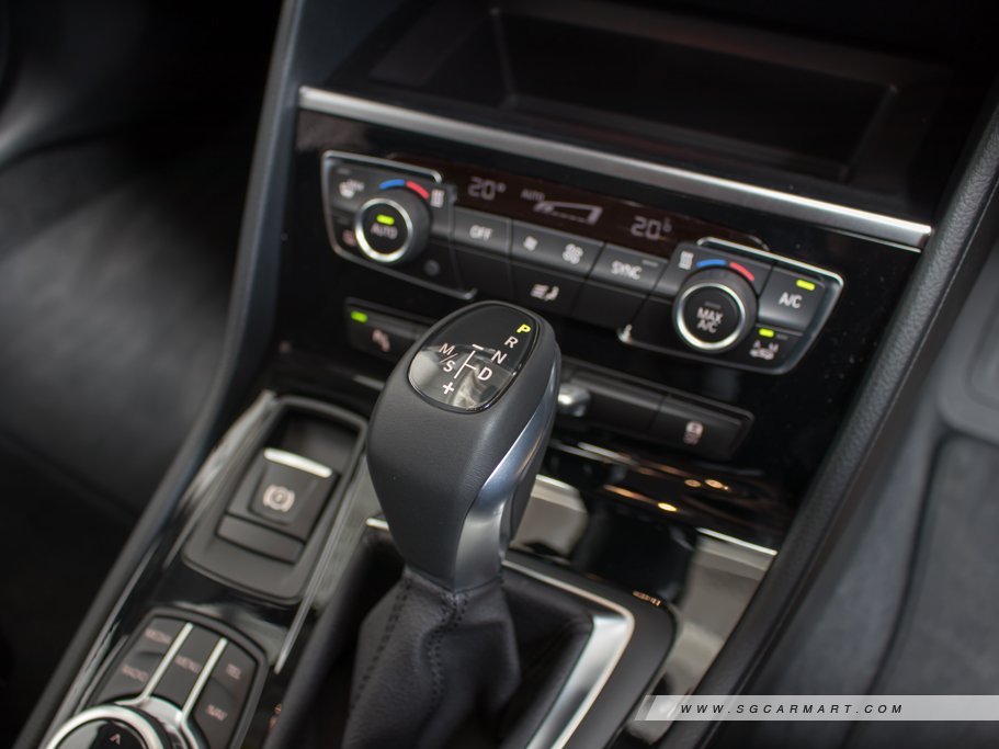 https://i.i-sgcm.com/new_cars/cars/11944/11944_g19