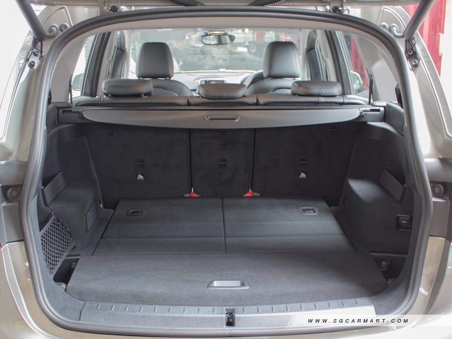 https://i.i-sgcm.com/new_cars/cars/11944/11944_g24