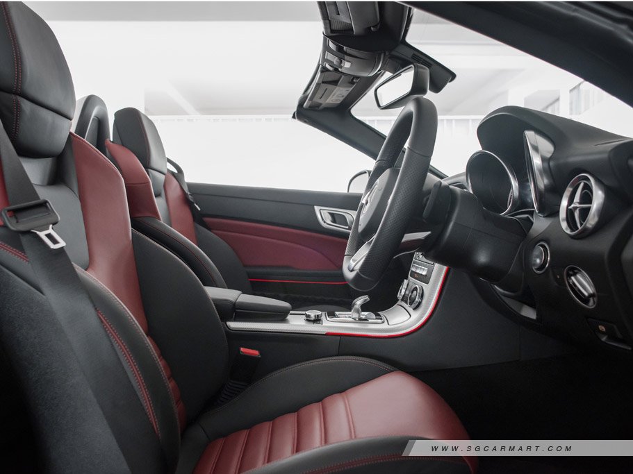 https://i.i-sgcm.com/new_cars/cars/11945/11945_g22