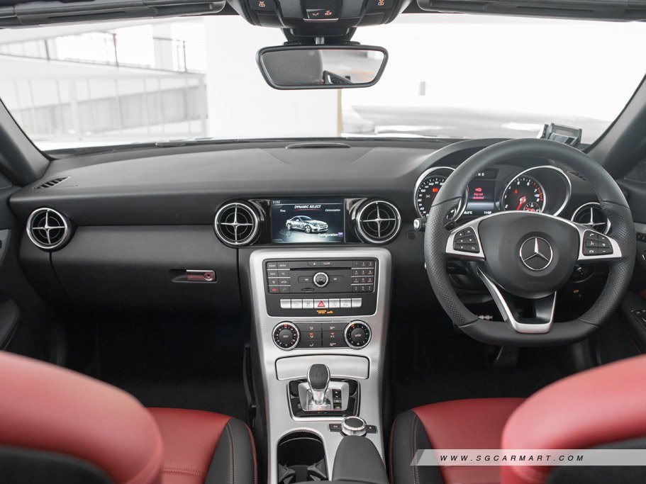 https://i.i-sgcm.com/new_cars/cars/11945/11945_g24