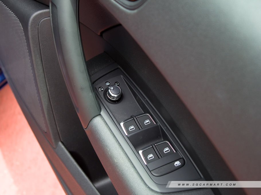 https://i.i-sgcm.com/new_cars/cars/11948/11948_g19