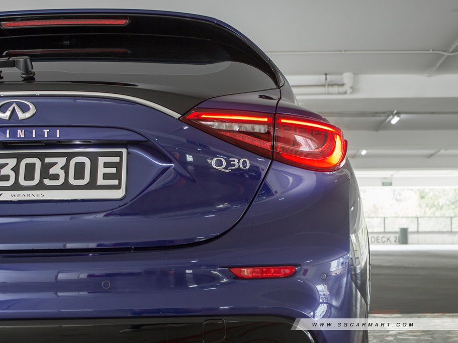 https://i.i-sgcm.com/new_cars/cars/11949/11949_g21