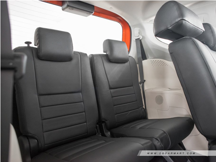 https://i.i-sgcm.com/new_cars/cars/11953/11953_g41