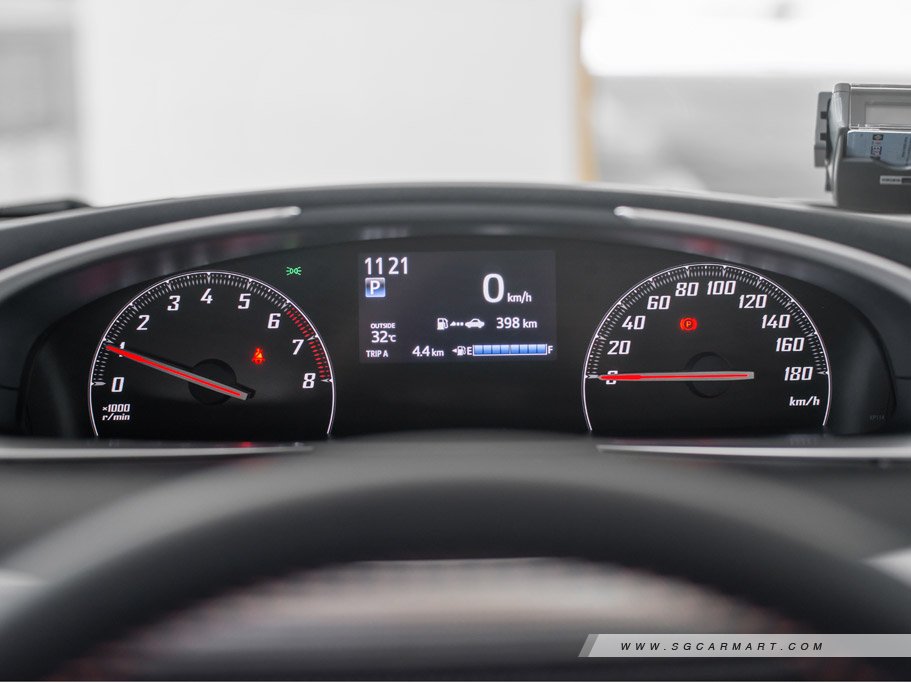 https://i.i-sgcm.com/new_cars/cars/11953/11953_g46