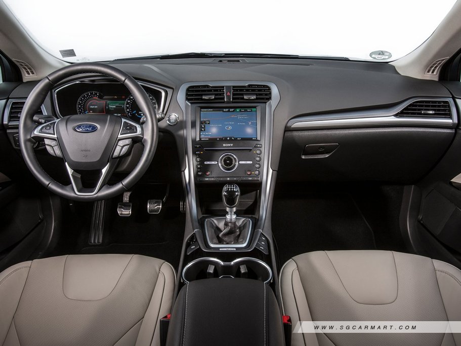 https://i.i-sgcm.com/new_cars/cars/11956/11956_g16