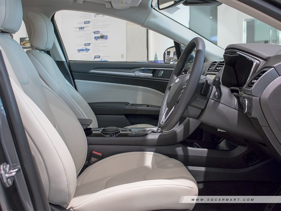 https://i.i-sgcm.com/new_cars/cars/11956/11956_g27