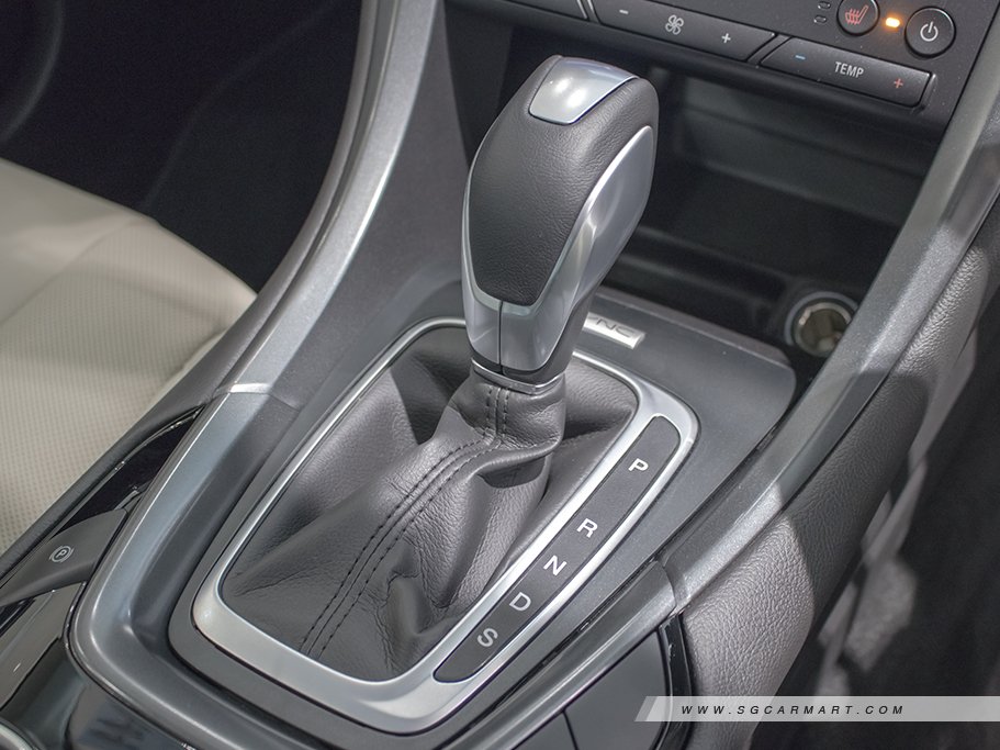 https://i.i-sgcm.com/new_cars/cars/11956/11956_g34