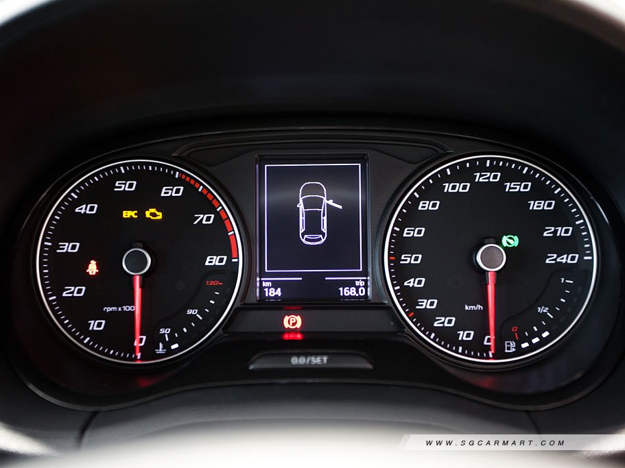 https://i.i-sgcm.com/new_cars/cars/11962/11962_g15