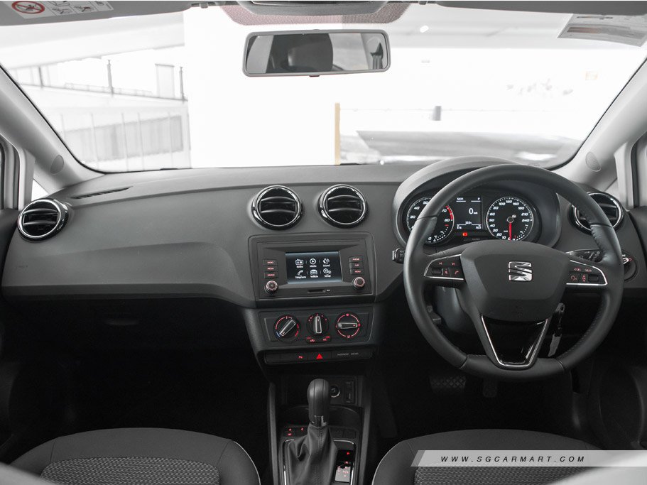https://i.i-sgcm.com/new_cars/cars/11962/11962_g30