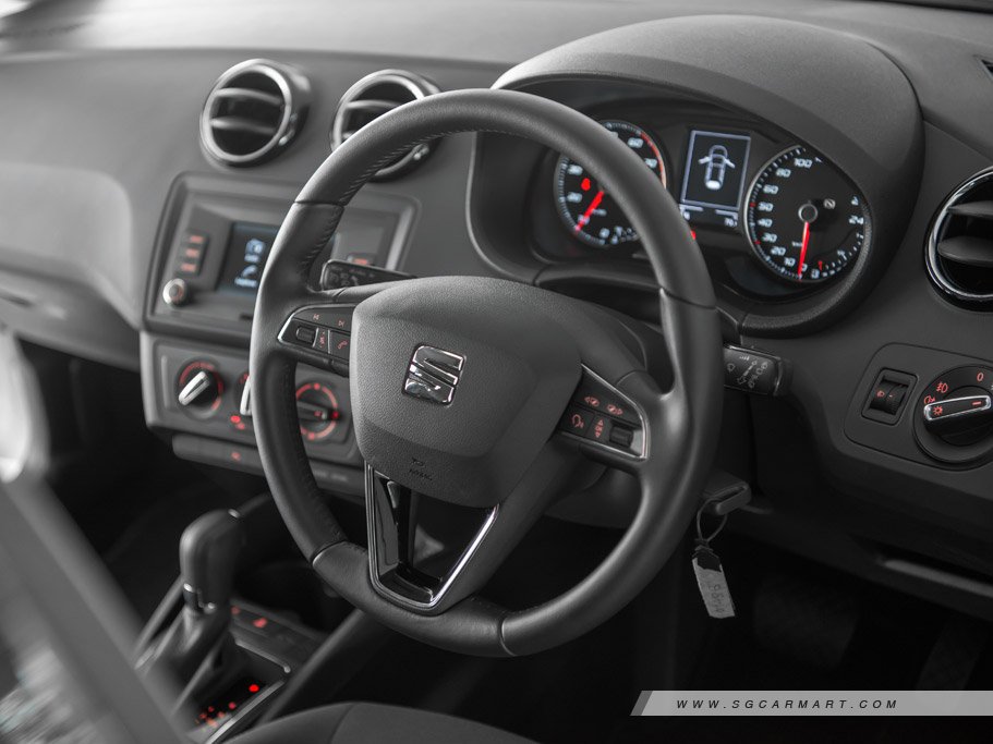 https://i.i-sgcm.com/new_cars/cars/11962/11962_g31