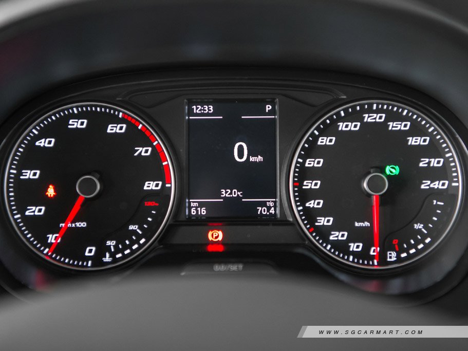 https://i.i-sgcm.com/new_cars/cars/11962/11962_g32
