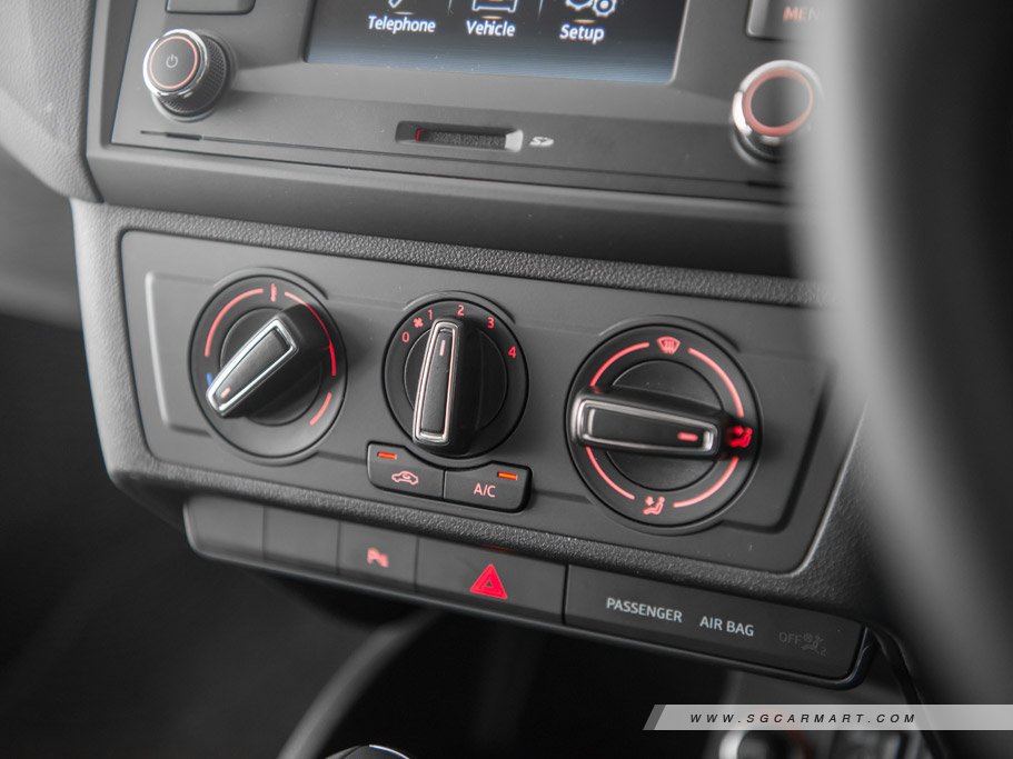 https://i.i-sgcm.com/new_cars/cars/11962/11962_g34