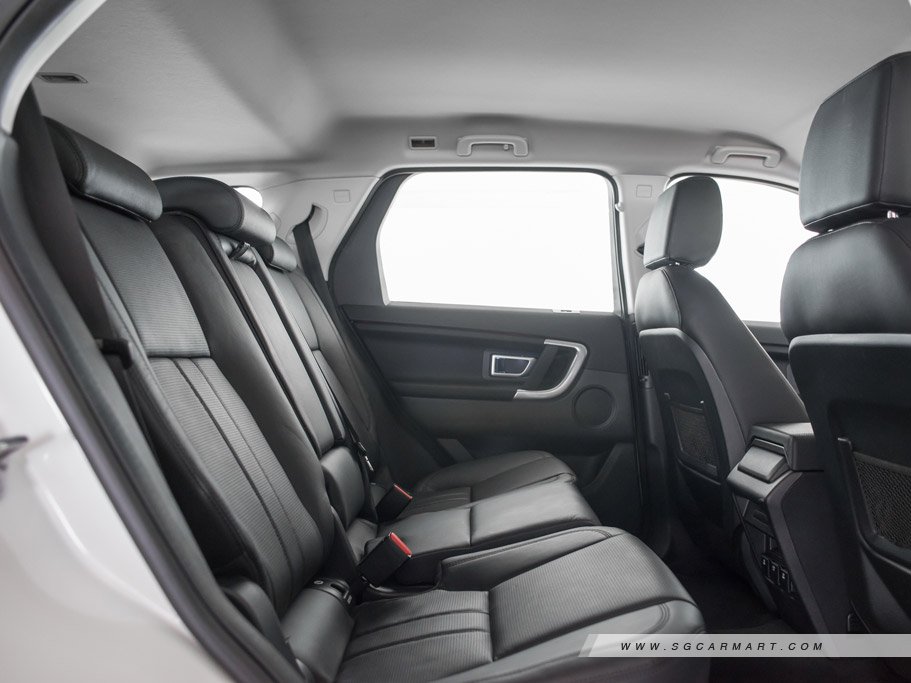 https://i.i-sgcm.com/new_cars/cars/11972/11972_g23