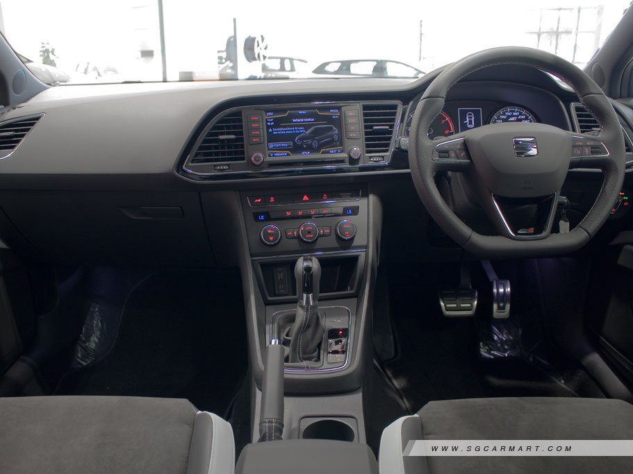 https://i.i-sgcm.com/new_cars/cars/11975/11975_g12