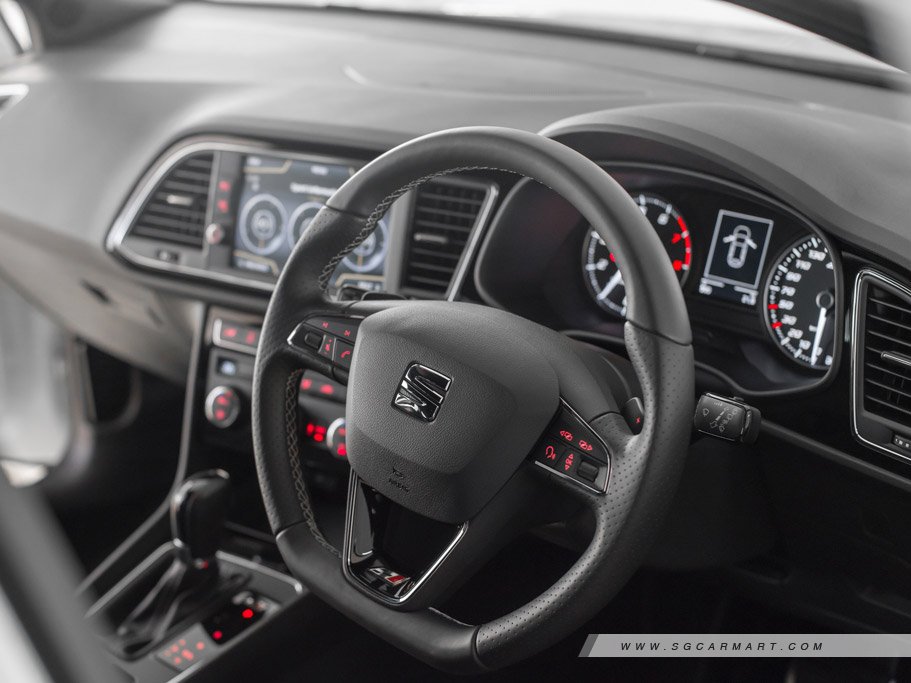 https://i.i-sgcm.com/new_cars/cars/11975/11975_g38