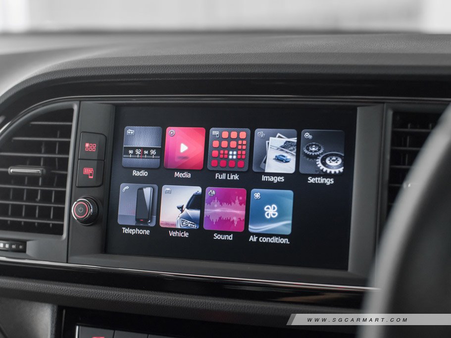 https://i.i-sgcm.com/new_cars/cars/11975/11975_g42