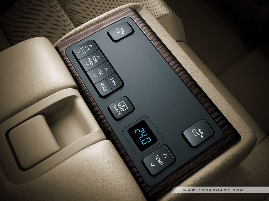 https://i.i-sgcm.com/new_cars/cars/11979/11979_g9