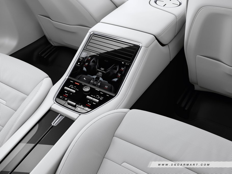 https://i.i-sgcm.com/new_cars/cars/11980/11980_g16