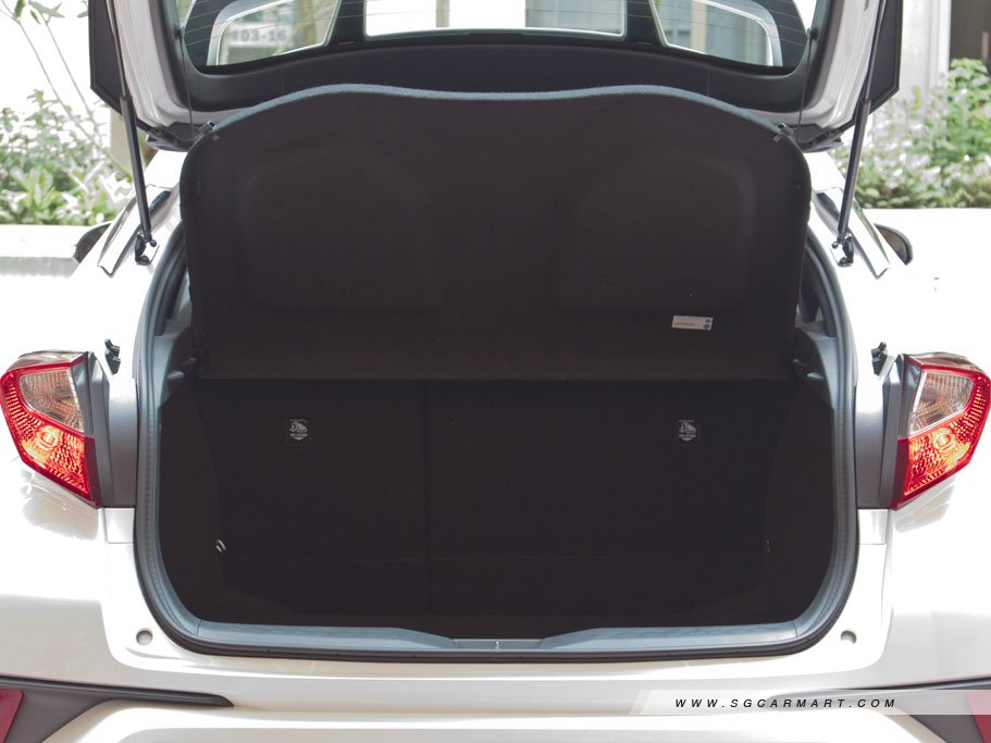 https://i.i-sgcm.com/new_cars/cars/11981/11981_g42