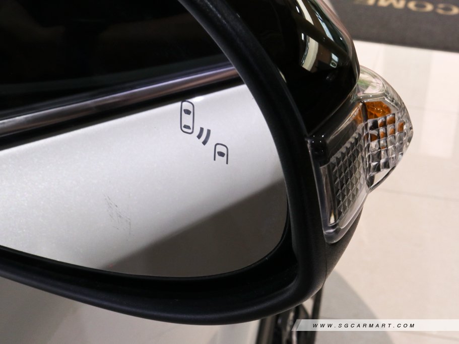 https://i.i-sgcm.com/new_cars/cars/11981/11981_g45