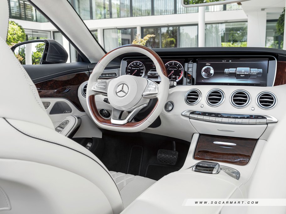 https://i.i-sgcm.com/new_cars/cars/11984/11984_g15