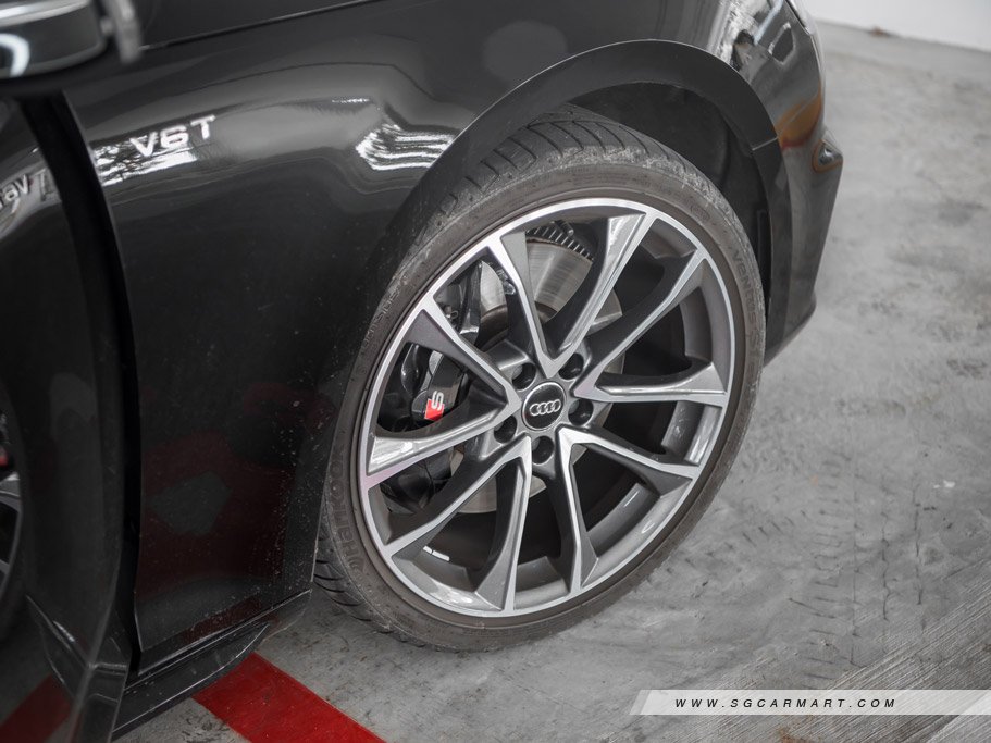 https://i.i-sgcm.com/new_cars/cars/11988/11988_g24