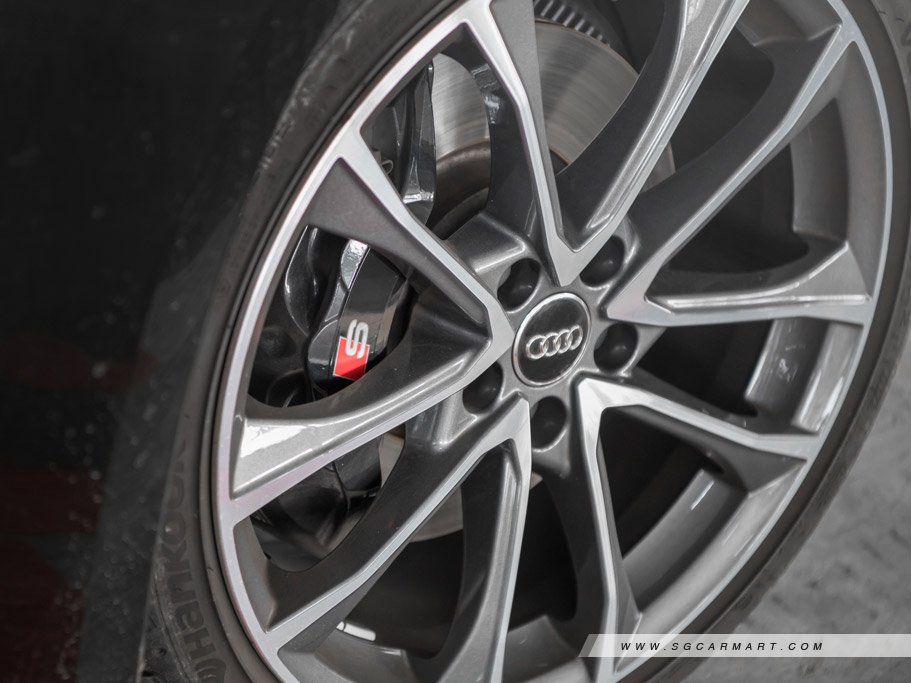 https://i.i-sgcm.com/new_cars/cars/11988/11988_g25