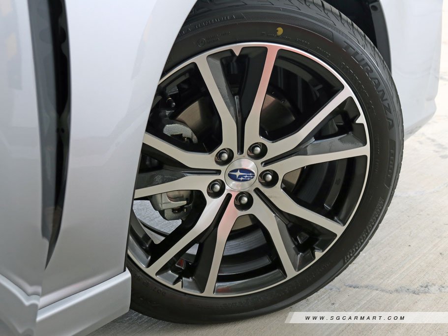 https://i.i-sgcm.com/new_cars/cars/11998/11998_g17