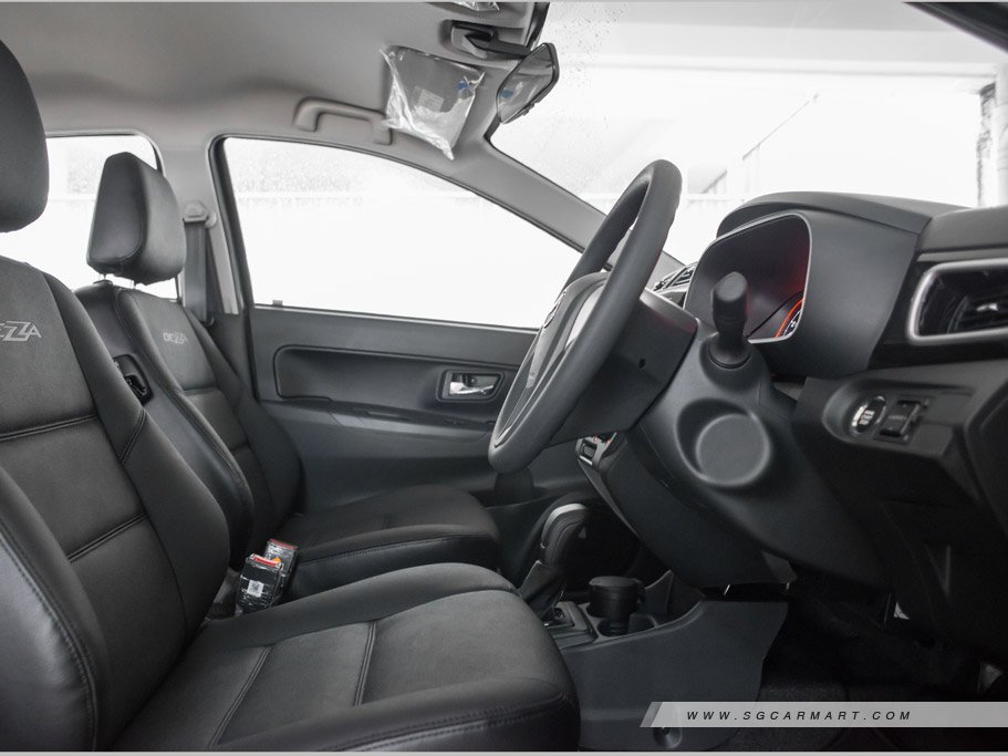 https://i.i-sgcm.com/new_cars/cars/12007/12007_g31