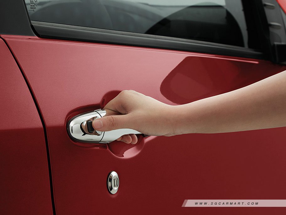 https://i.i-sgcm.com/new_cars/cars/12007/12007_g59