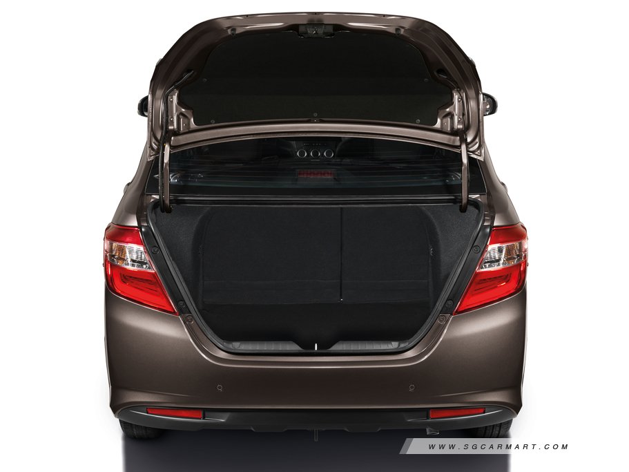 https://i.i-sgcm.com/new_cars/cars/12007/12007_g5