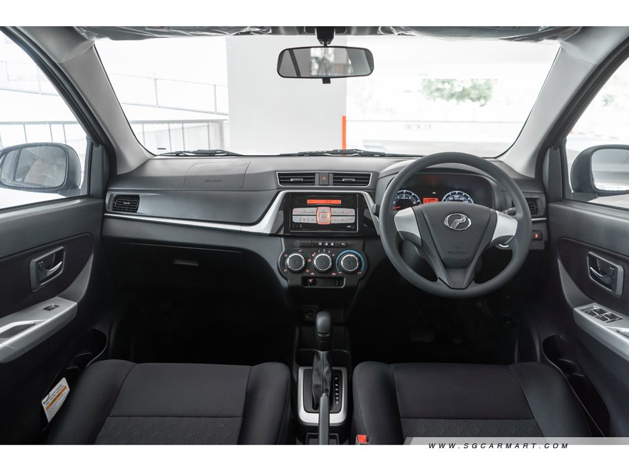 https://i.i-sgcm.com/new_cars/cars/12007/12007_g77