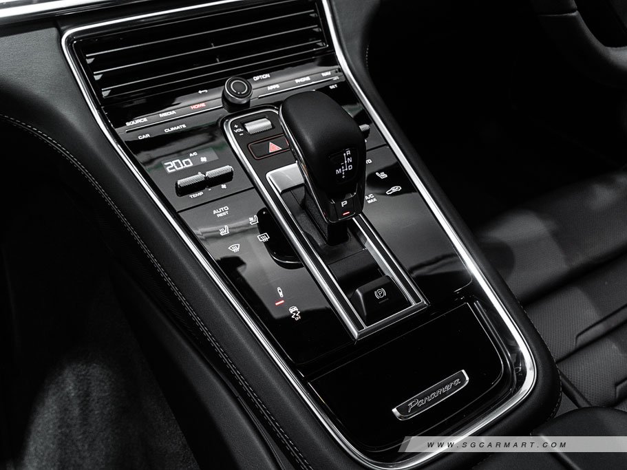 Porsche Panamera PDK 2.9 108