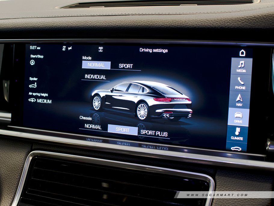 https://i.i-sgcm.com/new_cars/cars/12012/12012_g15