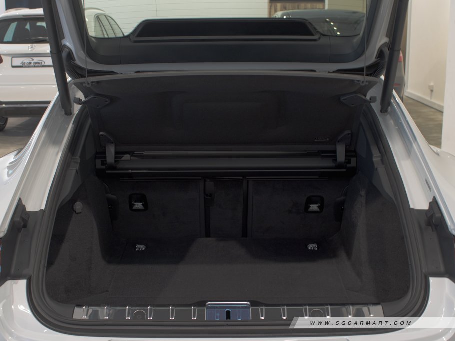 https://i.i-sgcm.com/new_cars/cars/12012/12012_g25