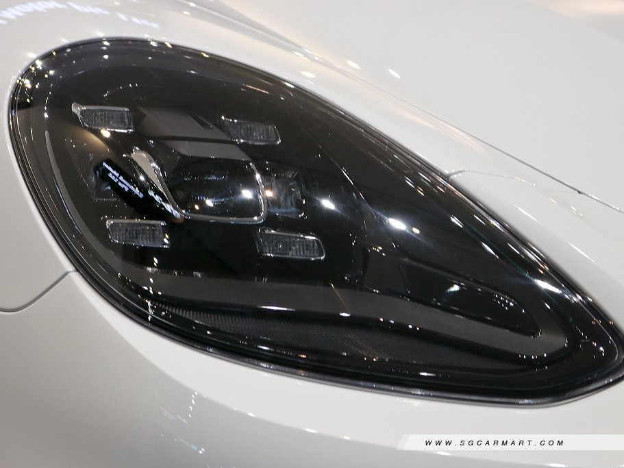 https://i.i-sgcm.com/new_cars/cars/12012/12012_g33